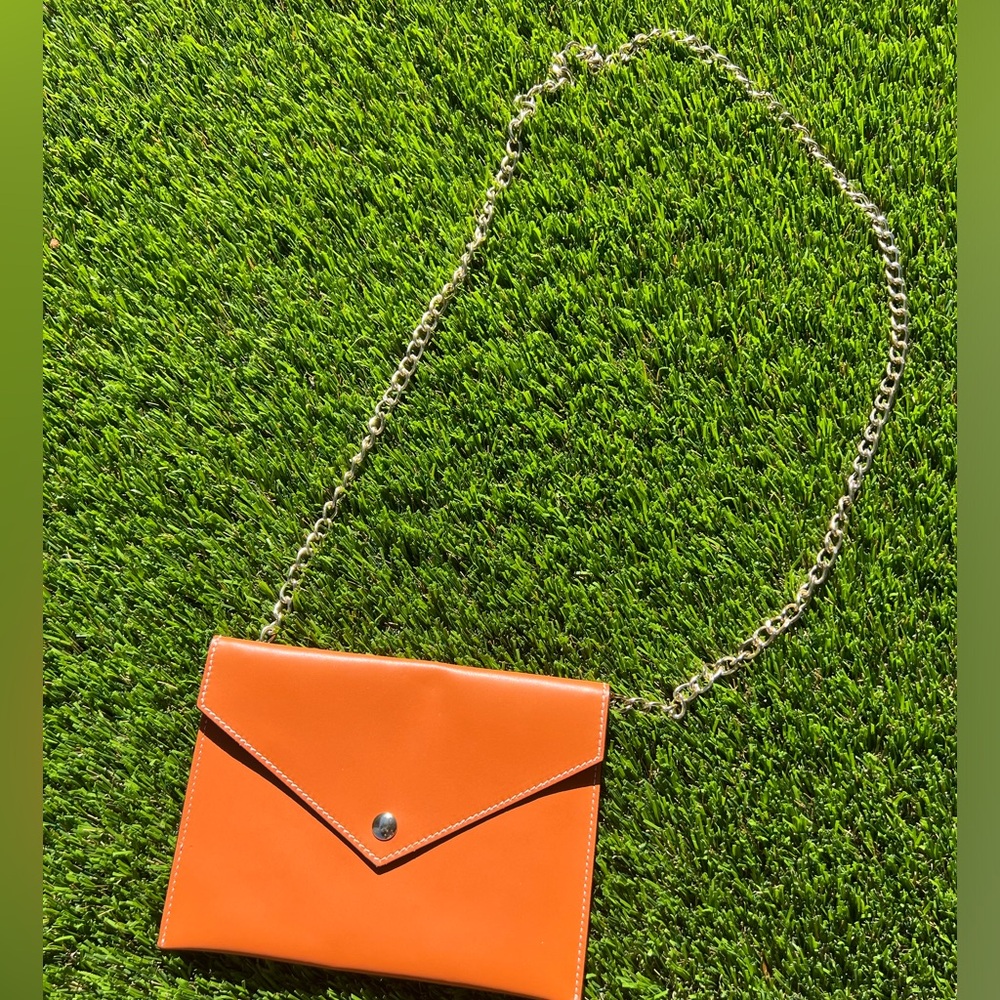 ALBERTA DI CANIO ITALY TAN Fuga LEATHER Envelope Clutch Pouch Purse Gold Chain